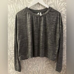 Zella women’s cropped long sleeve shirt